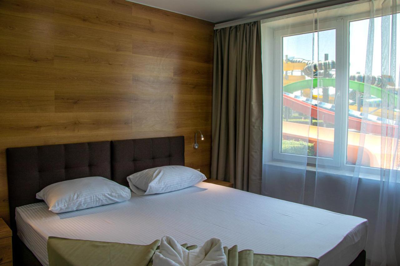 Aquapark Koblevo Hotel Bagian luar foto