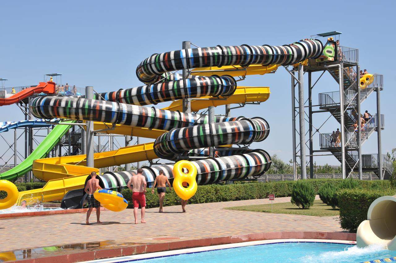 Aquapark Koblevo Hotel Bagian luar foto