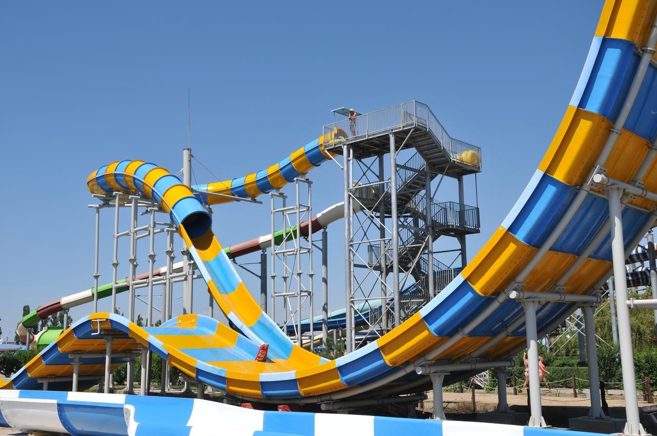 Aquapark Koblevo Hotel Bagian luar foto