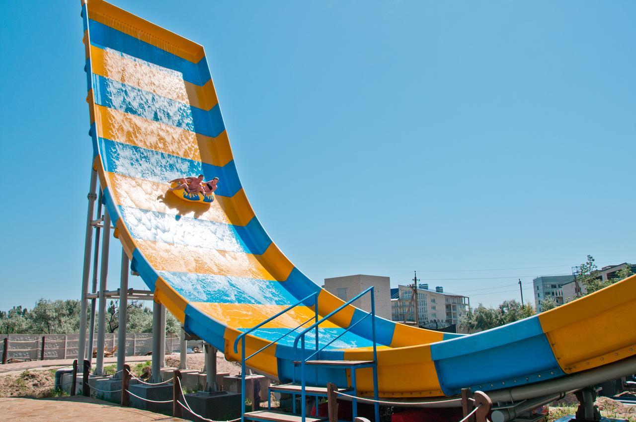 Aquapark Koblevo Hotel Bagian luar foto